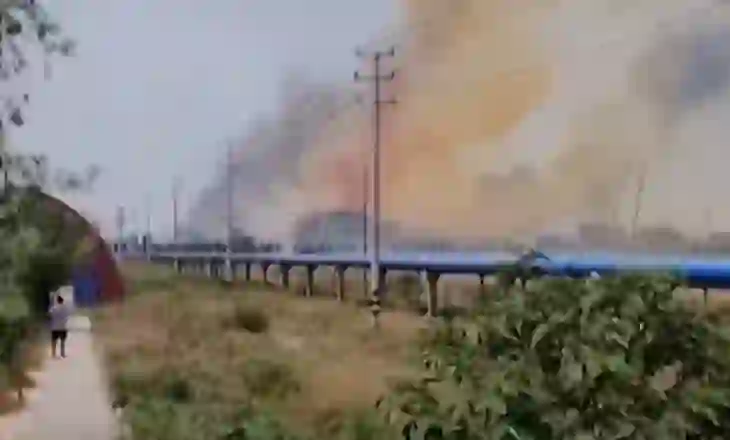 Pesë të vdekur dhe 19 të plagosur pas një shpërthimi në një fabrikë kimike