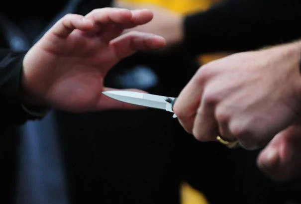 Plagosja e të miturit në Maliq/ Policia nis procedimin penal për autorin 14-vjeçar