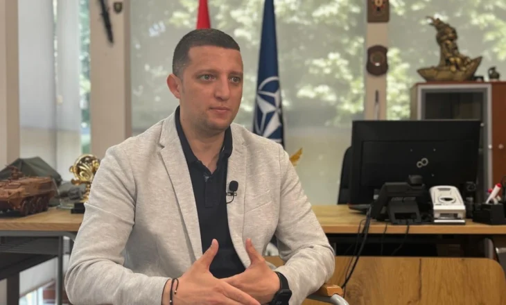 Plani për rezervistët në ushtri! Qeveria i hapi rrugë rikthimit të tyre aktiv, Dervishi tregon për TCH: Si përzgjidhen dhe sa paguhen