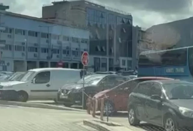 Po kalonte emigrantë të paligjshëm drejt Greqisë, arrestohet shoferi