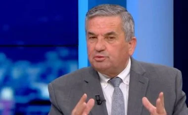 “Po mbron opozitën”, Beqiri shpërthen ndaj Celibashit me akuza të forta: Ka frikë nga Berisha dhe Mediu, po bllokon…