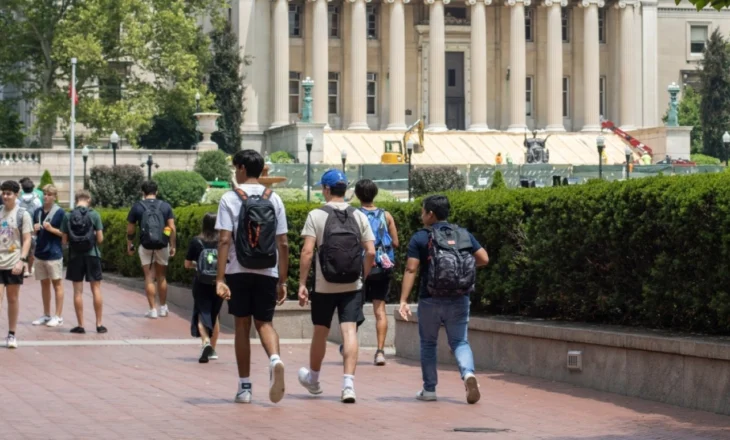 Politico: Administrata Trump do të monitorojë rrjetet sociale të studentëve të huaj që kërkojnë viza