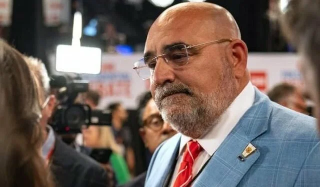 Politico: Mjeshtri i fitores së Trump po punon për të rrëzuar kryeministrin shqiptar
