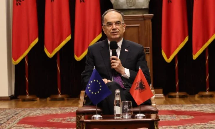 Presidenti Begaj mesazh për 11 majin: Votoni për të vendosur të ardhmen e Shqipërisë! Institucionet të garantojnë zgjedhje të lira! 