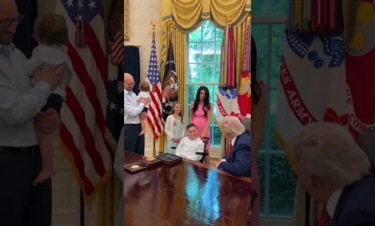 Presidenti Trump pret në Zyrën Ovale familjen shqiptare, zbulohet arsyeja e veçantë dhe dhurata për njërin prej fëmijëve