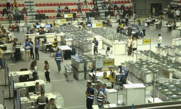 Procesi historik, numërohet kutia e parë me votat e Disaporës, ja rezultati