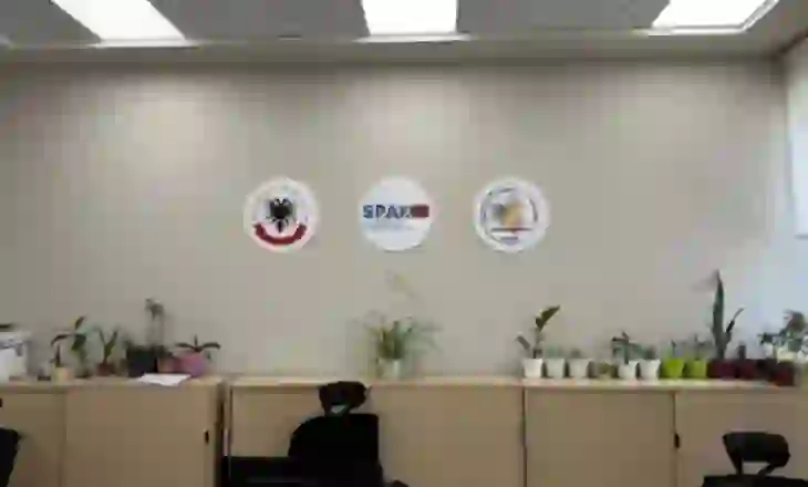 PS kërkon shtyrjen e orarit të mbylljes së disa qendrave votimi në Vlorë për shkak të aktivitetit “Giro D’Italia”