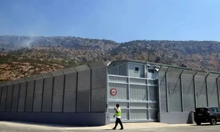 Qendrat e emigrantëve në Gjadër! Gjykata e Kasacionit kundër Melonit: Të vendosë Gjykata Evropiane