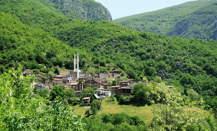 Qeveria: Kthehuni në fshat, çiftet e reja do të marrin 100 mijë euro