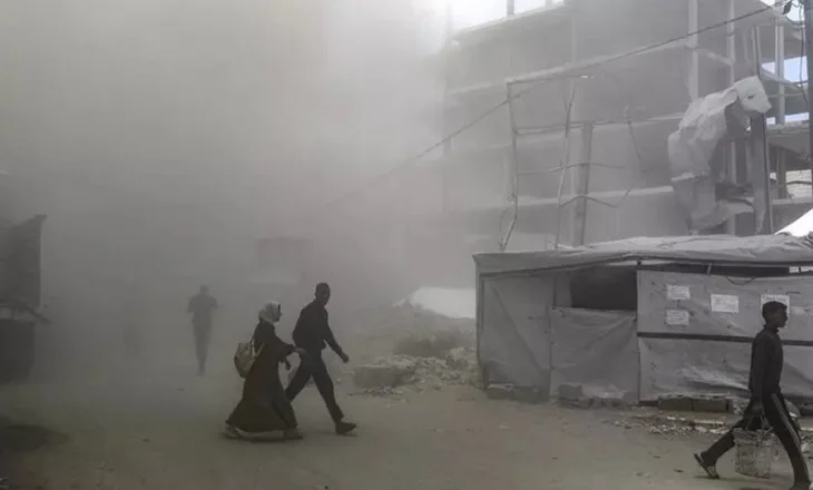 Raketat izraelite shënjestrojnë shkollën, të paktën 24 viktima