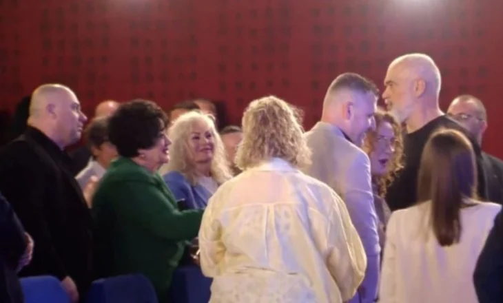 Rama i kërkoi kryebashkiakut “të mos luante me dy porta”, ja bashkia ku PS ka dalë forcë e tretë