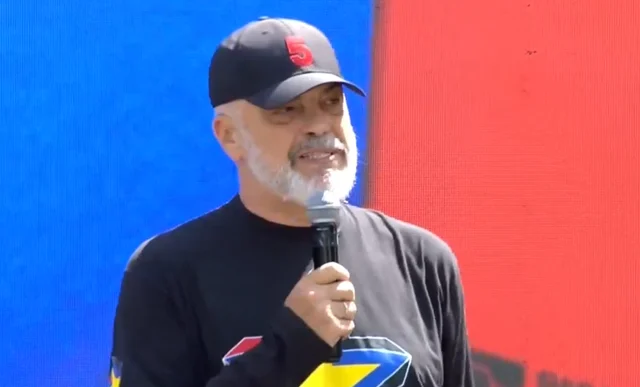 “Rama ik”/ Qytetari nuk i’a përton Ramës, kryeministri: Vdeksha unë për ty, o hudhër