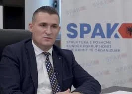 Rama në krye të skemës!’/ PD jep me EMËR E MBIEMËR rrjetin e patronazhistëve! Drejtorë, zyrtarë dhe banditë në aksion për të blerë vota