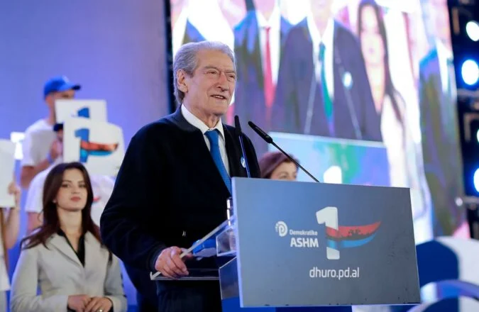 ”Rama në panik nga humbja”, Berisha në Lezhë: Qytet që simbolizon besën, jemi bashkë për ndryshimin e madh