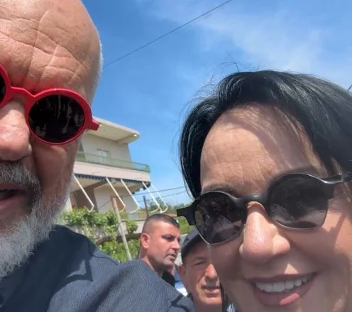 Rama poston videon nga Surreli: Ju urojmë një ditë fantastike nga katundi ynë!