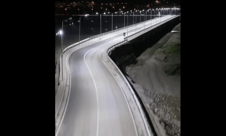 Rama poston videon: Ura e Bilçës në Berat