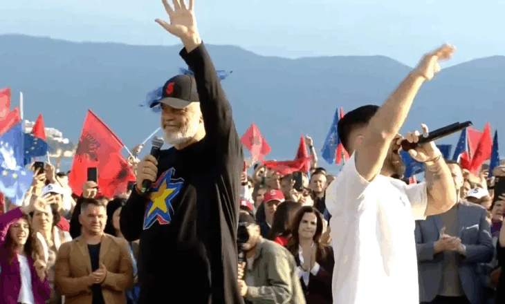 Rama suprizon vlonjatët, këndon bashkë me Noizyn këngën e fushatës: Në 11 maj të nxjerrim nga kutitë e votimit një det kuqezi
