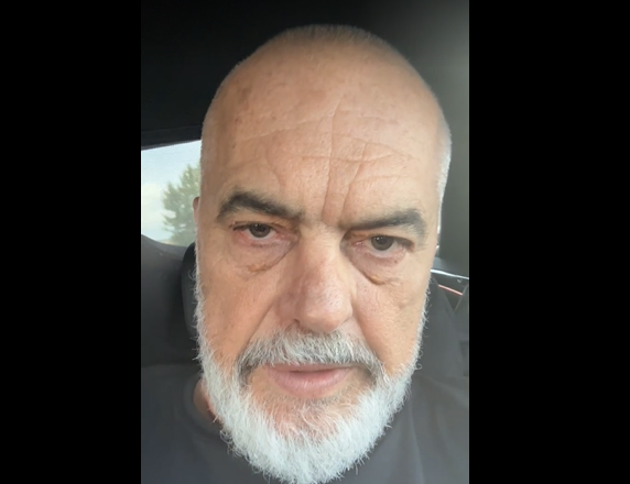 Rama thirrje shqiptarëve të Greqisë: Mos prisni të vijë posta të marrë zarfet,por…