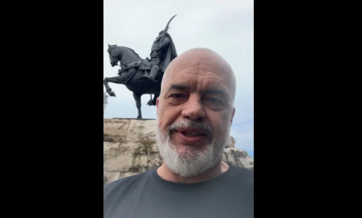 Rama video live nga ‘Sheshi Skënderbej’: Këtu po bëhet shtëpia e Europës