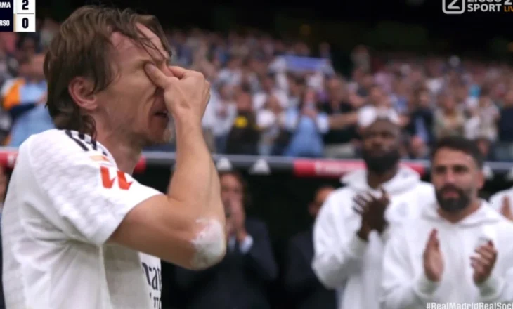 Real Madrid e mbyll sezonin me fitore, por nuk mungojnë lotët në “Santiago Bernabeu”