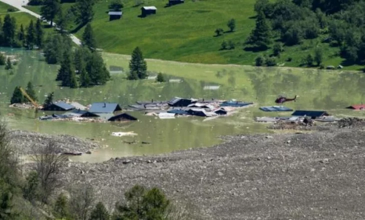Rënia e akullnajave zvicerane, paralajmërim global për një ndikim më të gjerë