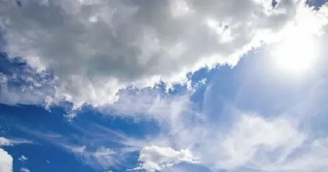 Reshje lokale dhe erëra të forta në disa zona të vendit, ja parashikimi i motit për këtë të diel