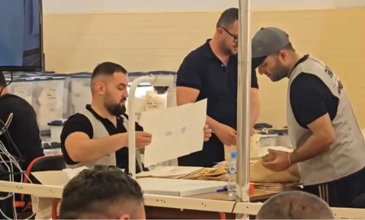 Rezultatet paraprake në Fier: PS në avantazh me mbi 50 mijë vota ndaj PD-ASHM