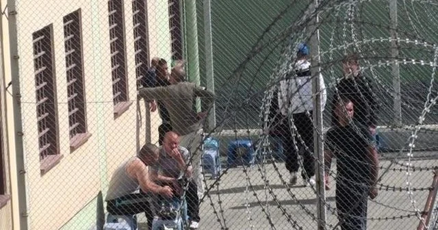 Rezultatet/ PS fiton dhe në burgun e Drenovës