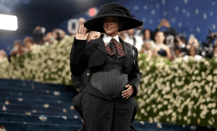 Rihanna flet për shtatzaninë e tretë: Ndihesha shumë e lodhur