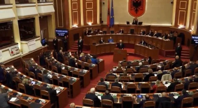 Rinis punën Parlamenti, nesër seanca I pas zgjedhjeve!Deputetët e rinj në shtator..