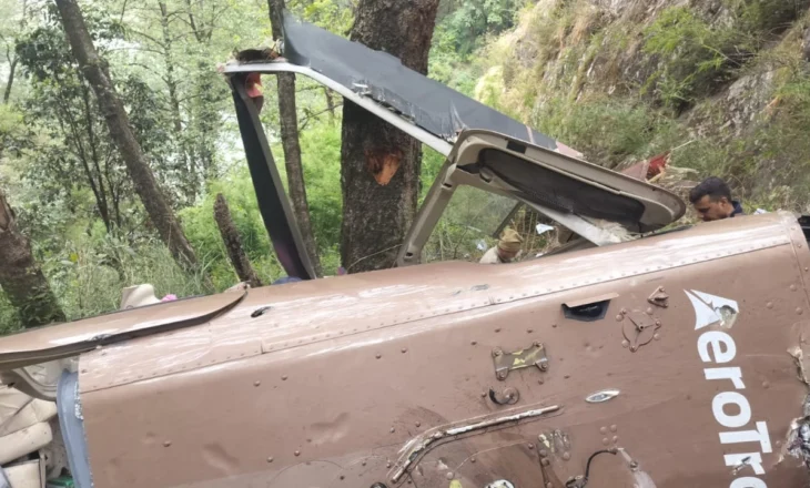 Rrëzimi i helikopterit në Uttarakhand të Indisë, raportohet për 5 të vdekur
