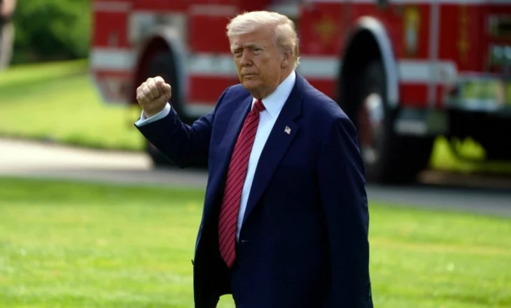 Rrjeti radiofonik NPR ngre padi ndaj administratës Trump për ndërprerjen e financimit publik