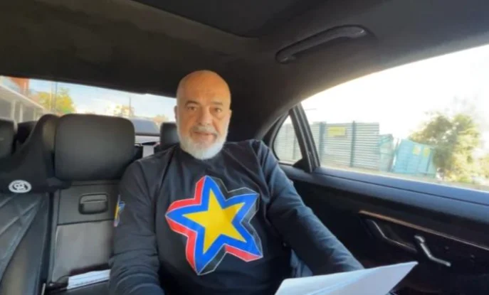 “Rrugët janë copë-copë”, Rama kapet me komentuesin: Po niset Giro d’Italia nga Shqipëria