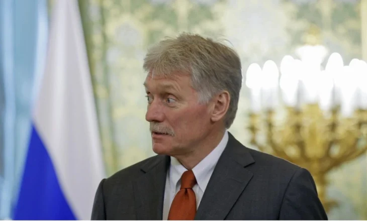 Rusia i përgjigjet ashpër komenteve të kancelarit gjerman, zëdhënësi i Kremlinit: Heqja e kufizimeve ushtarake ndaj Kievit është veprim i rrezikshëm