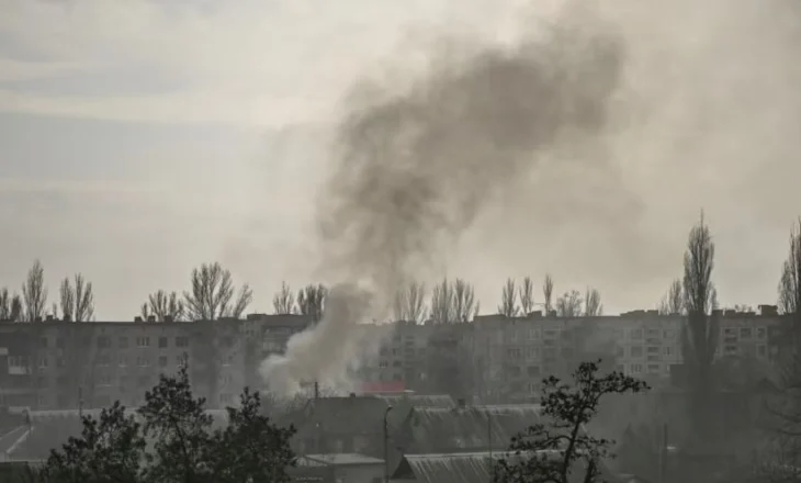 Rusia sulme me dronë në Ukrainë, autoritetet: Humbën jetën nëntë civilë