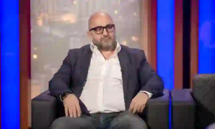 Sali Berisha do të përballet me dënimet më të rënda në historinë e Shqipërisë, Romeo Kara paralajmëron revolucion në…