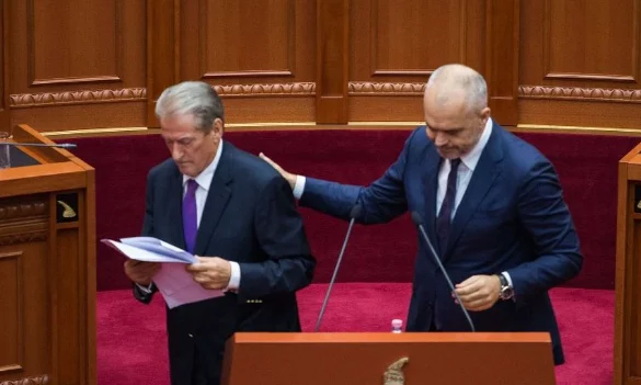 Sali Berisha: Jam Sali Berisha unë, o budallenjë!