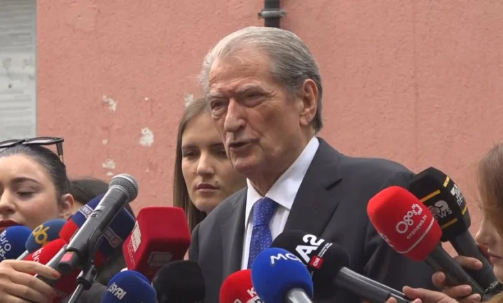Sali Berisha paraqitet në SPAK, lexon shënimin që i la Dumanit: I shërben narkoshtetit sepse…