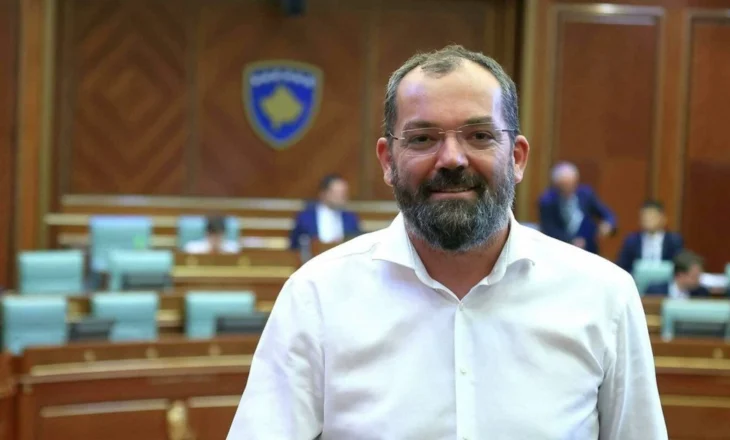 Serbia ndalon në Merdare ish-deputetin e LVV, Gramos Agusholli
