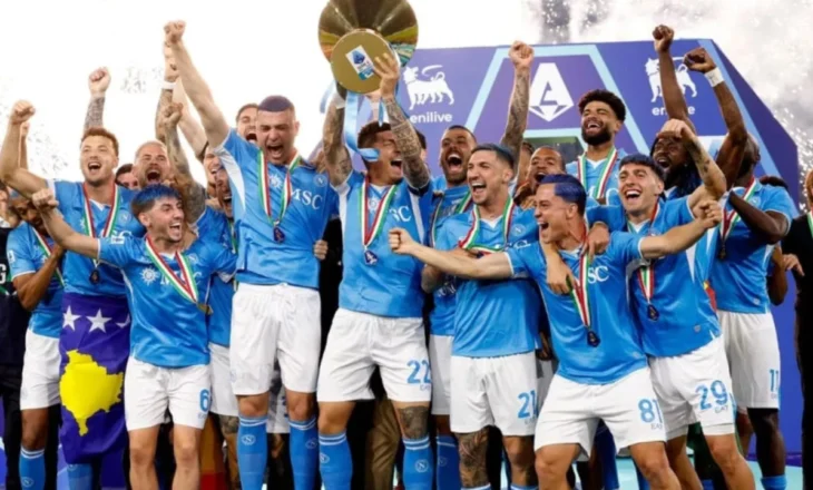 Serie A/ Festë në Napoli, lot në Milano! “Azzurrët” mundin Cagliarin dhe shpallen kampionë të Italisë, Interit nuk i mjafton fitorja në Como
