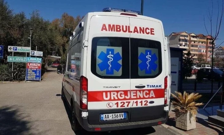 Shembet një masiv dheu në Poroçan të Gramshit, dyshohet se dheu ka zënë 2 punëtorë