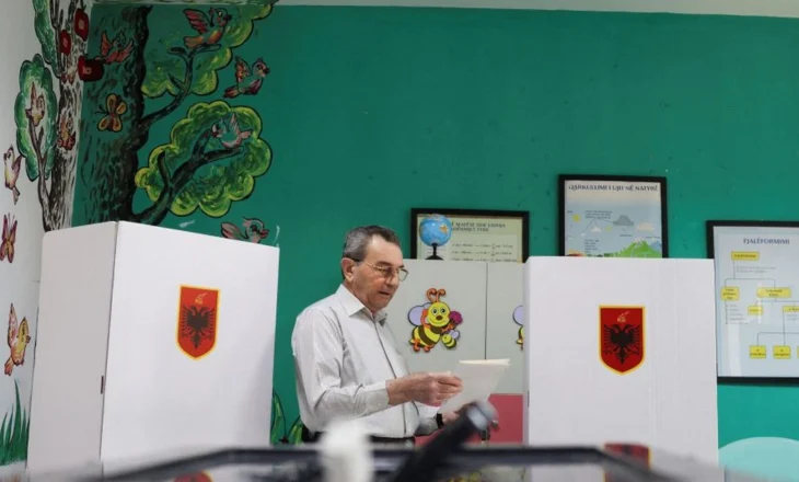 Sherr brenda PS në Dibër/ Kandidati socialist Danjel Gjura godet punonjësin e Ujësjellësit