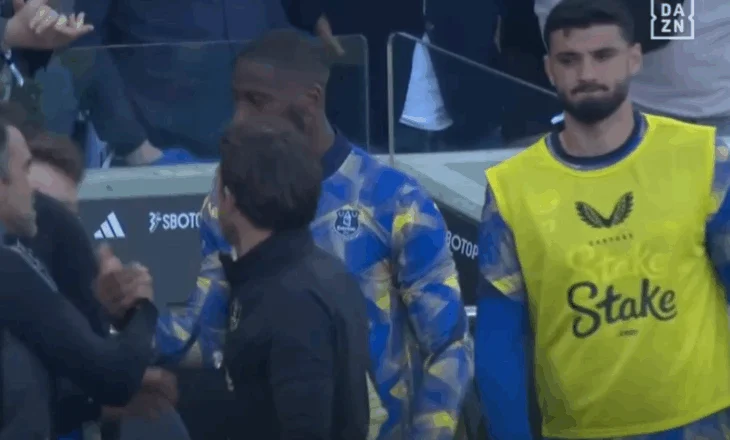 Shihet i menduar në stol! David Moyes nuk po e preferon më shqiptarin, tjetër ndeshje me 0 minuta për Armando Brojën 
