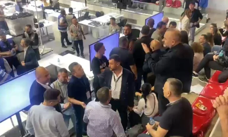 “Shko numëroji ti votat”/ Tensione në Lezhë, PD i kërkon Celibashit rinumërim e dy kutive