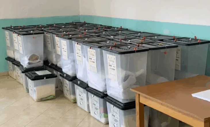 Shpallet rezultati në Rrogozhinë / Ja si ndahen votat