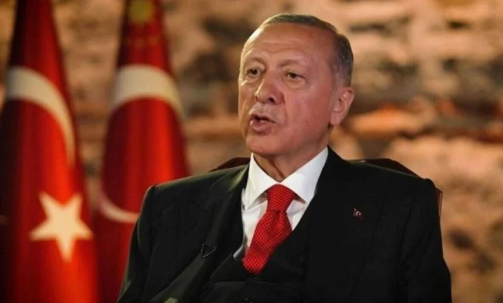 “Shpërbërja e PKK, hap vendimtar”, Erdogan: Dorëzimi i armëve rrit sigurinë e Turqisë e rajonit