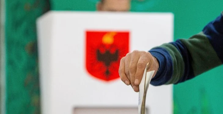 Shqipëria në heshtje elektorale, beteja do të zhvendoset nesër në kutinë e votimit