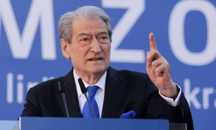 Shqipëria voton! Berisha përshëndet votuesit: Njisha, jeni gati