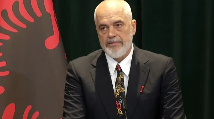 “Skipëtare nga Italia”, Rama batuta me Mogherinin: Nuk e di pse nuk aplikon për pasaportë shqiptare!…