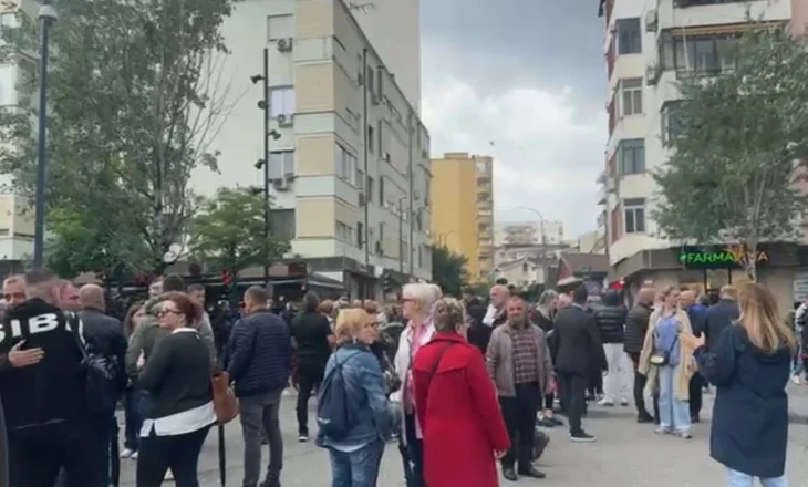 Sot liderët europianë në Tiranë/ Policia nuk u dha leje, nis protesta e paralajmëruar nga opozita: Duam votat tona!